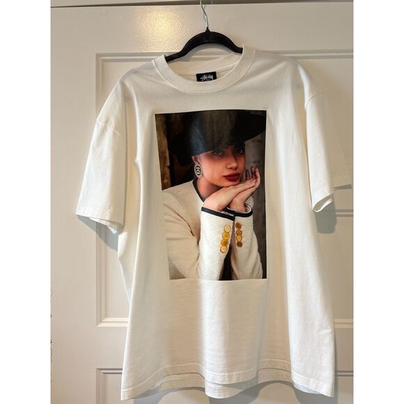 Stussy Tshirt - Picture 1 of 3
